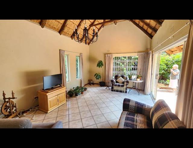 5 BEDROOM HOUSE FOR SALE IN MULBARTON